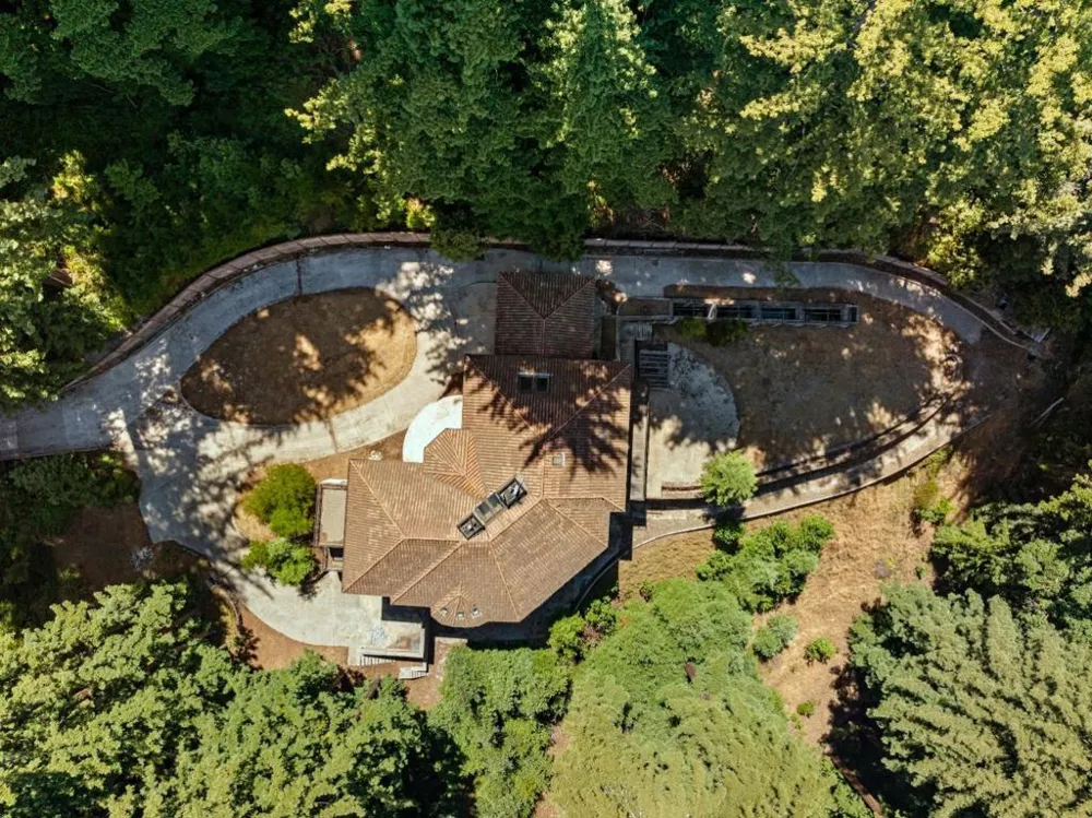 1 Reids Roost Road Woodside, CA 94062