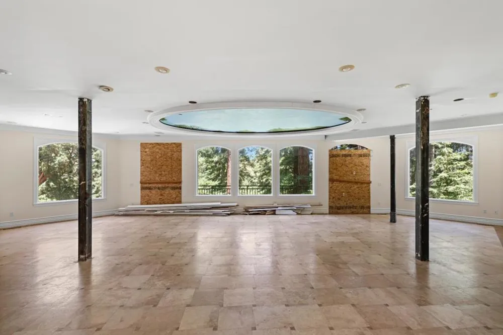 1 Reids Roost Road Woodside, CA 94062