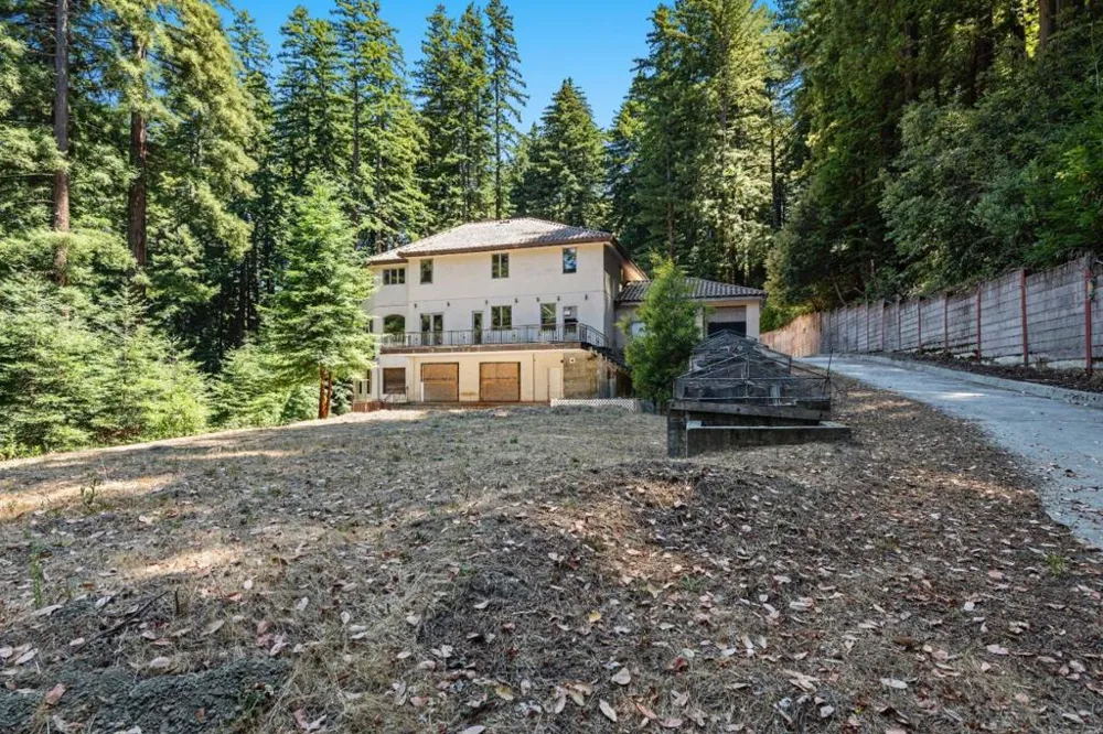 1 Reids Roost Road Woodside, CA 94062