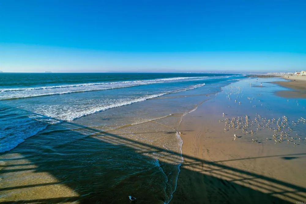 1365 Seacoast Dr #E Imperial Beach, CA 91932