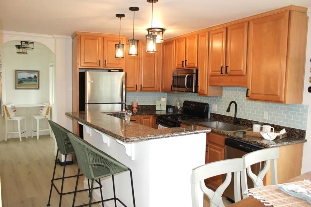 1365 Seacoast Dr #E Imperial Beach, CA 91932