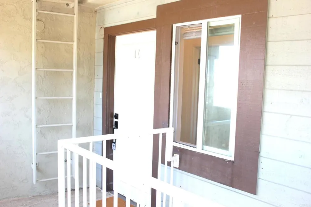 1365 Seacoast Dr #E Imperial Beach, CA 91932
