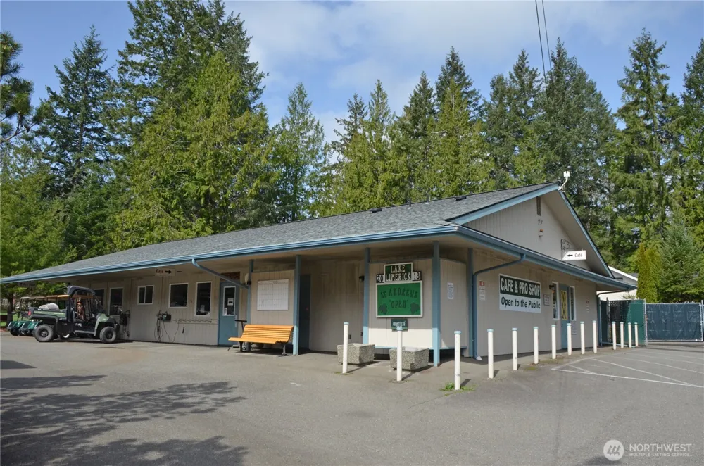 31 E Tintagel Place Shelton, WA 98584