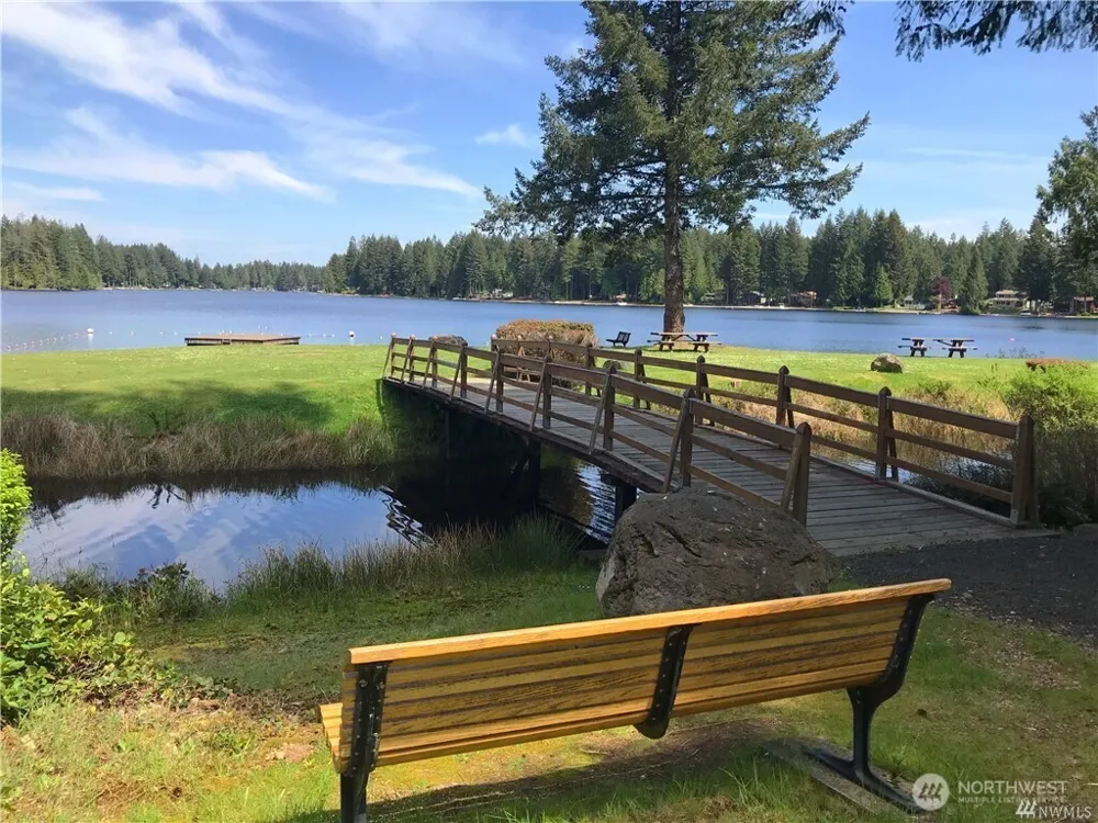 31 E Tintagel Place Shelton, WA 98584