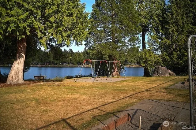 31 E Tintagel Place Shelton, WA 98584
