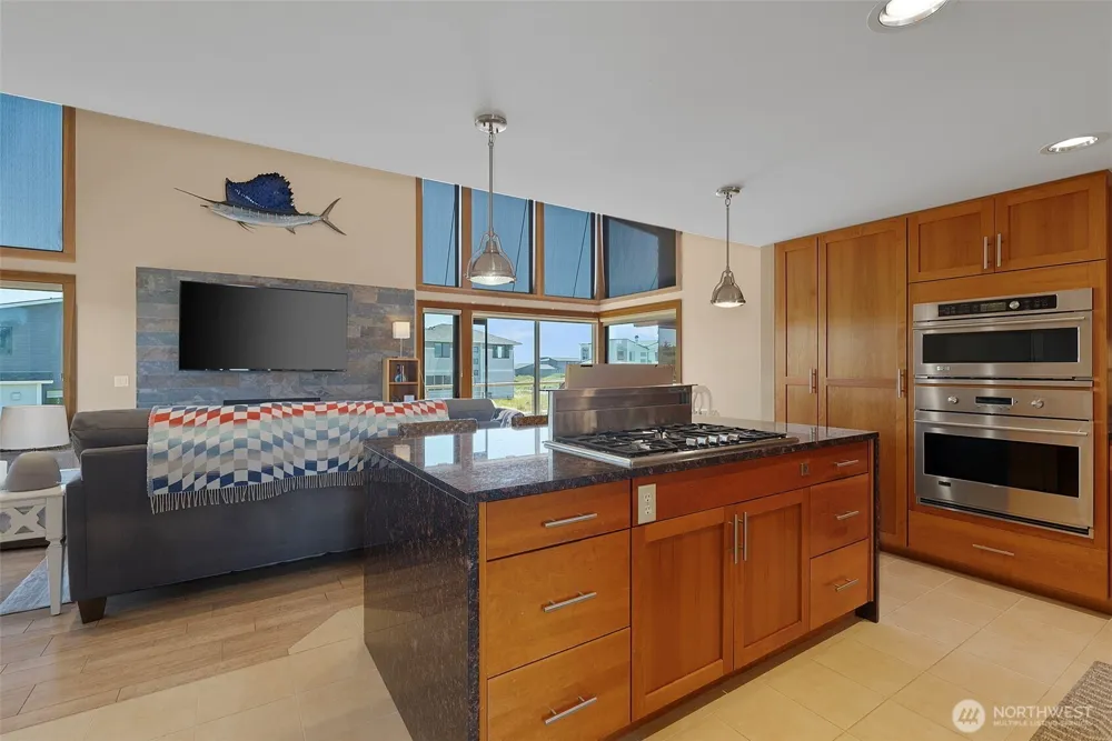 1505 Wild Rose Lane Westport, WA 98595