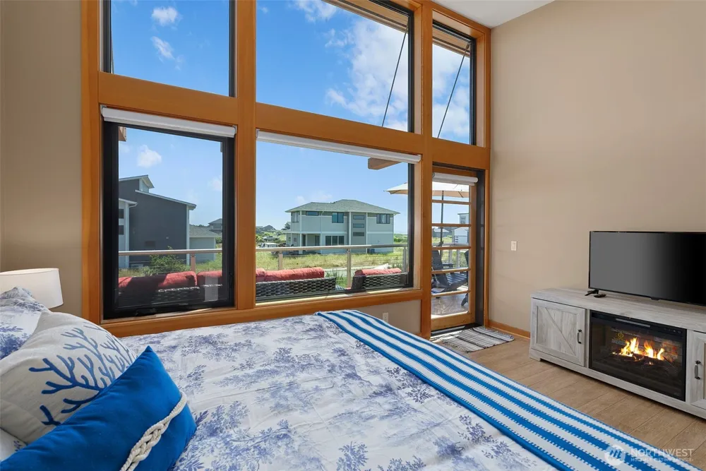 1505 Wild Rose Lane Westport, WA 98595
