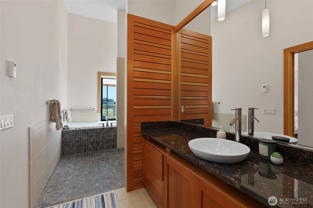 1505 Wild Rose Lane Westport, WA 98595