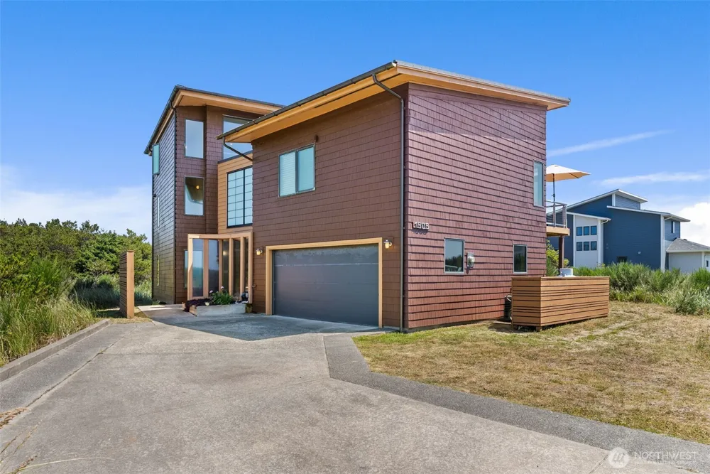 1505 Wild Rose Lane Westport, WA 98595