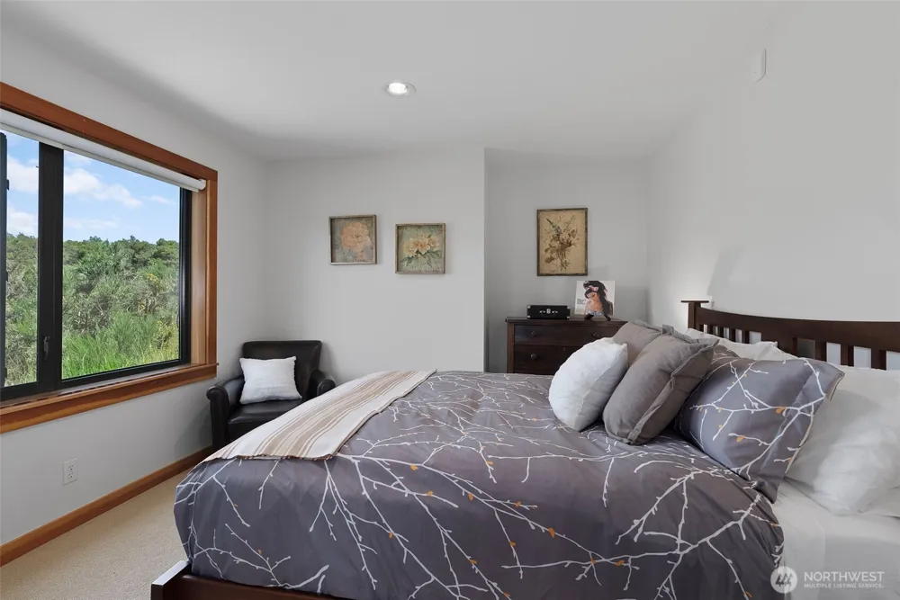 1505 Wild Rose Lane Westport, WA 98595