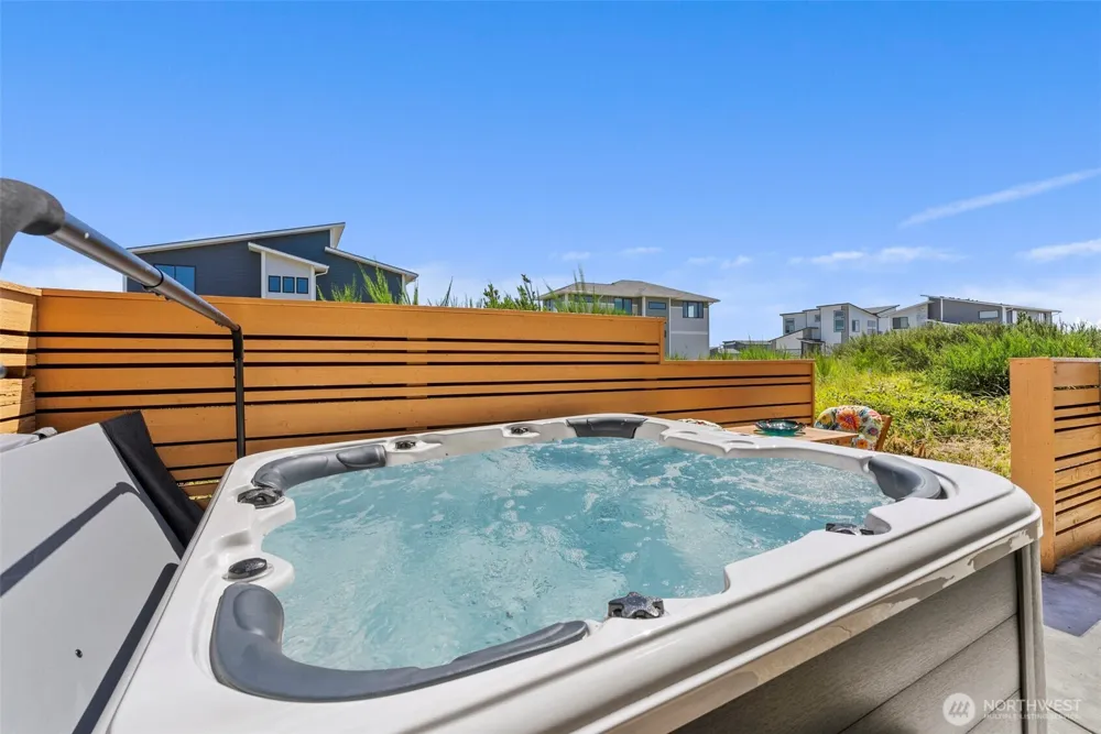 1505 Wild Rose Lane Westport, WA 98595