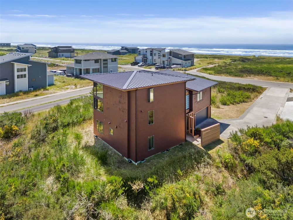 1505 Wild Rose Lane Westport, WA 98595