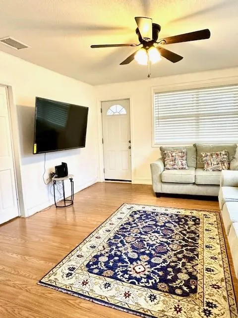 904 SOUTHERN AVENUE Lakeland, FL 33815