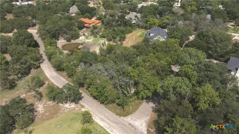 800 Hillcrest Drive