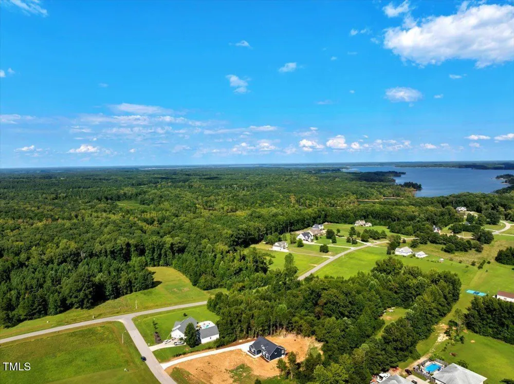 53 Stonewood Loop Lane Henderson, NC 27537