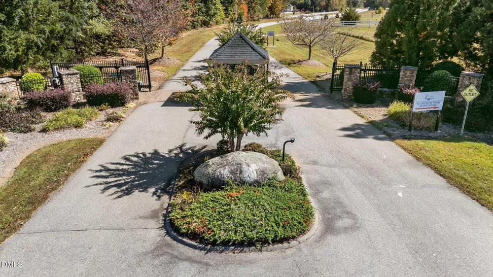 53 Stonewood Loop Lane Henderson, NC 27537