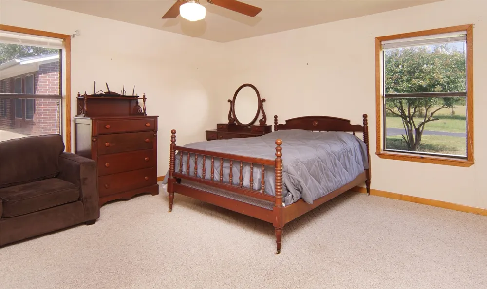 154 PR 5926 Yantis, TX 75497