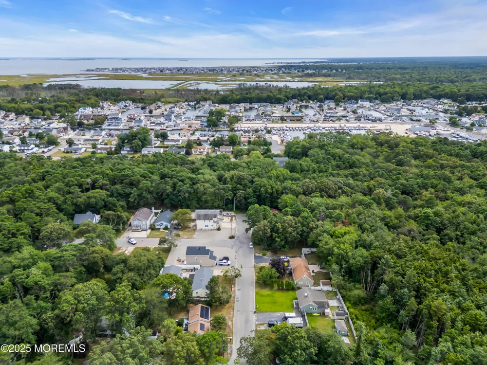 Hazelton Avenue Forked River, NJ 08731