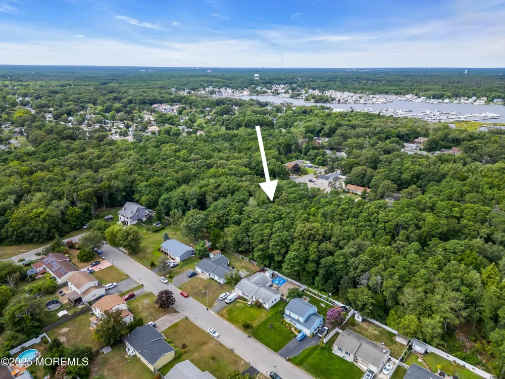 Hazelton Avenue Forked River, NJ 08731