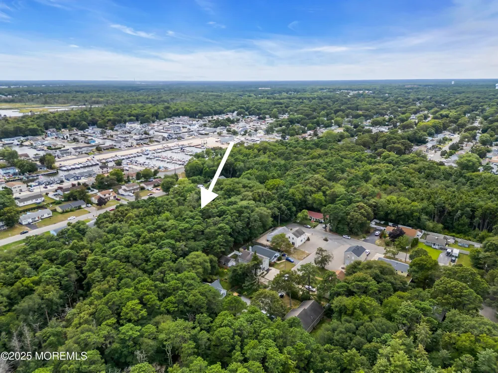 Hazelton Avenue Forked River, NJ 08731