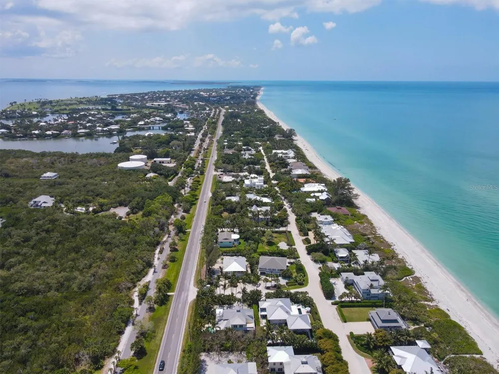 2425 24TH STREET W Boca Grande, FL 33921
