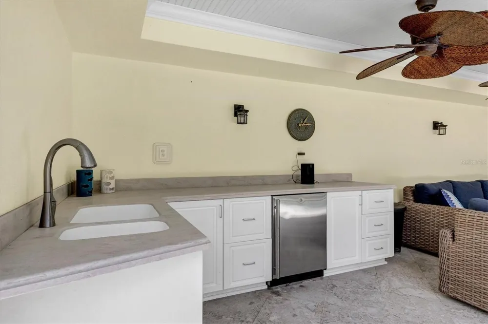 2425 24TH STREET W Boca Grande, FL 33921