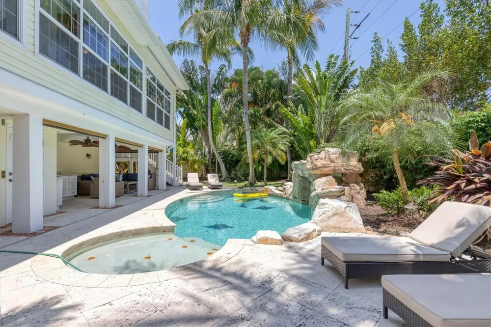 2425 24TH STREET W Boca Grande, FL 33921