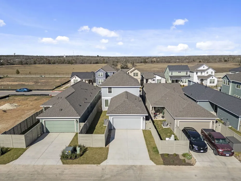 191 Weaver Lane Bastrop, TX 78602