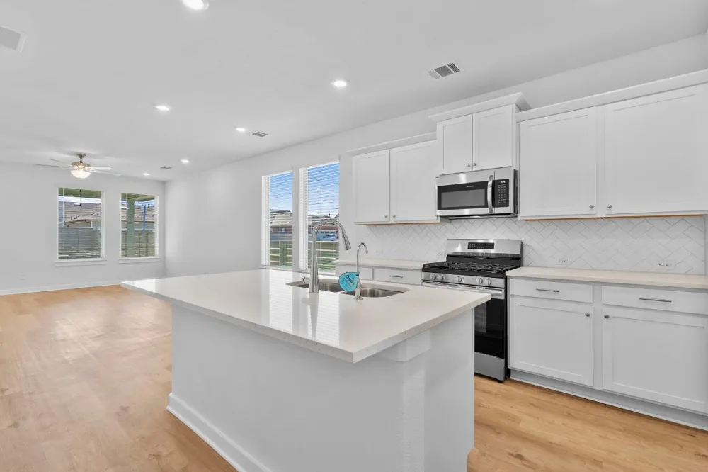 193 Weaver Lane Bastrop, TX 78602