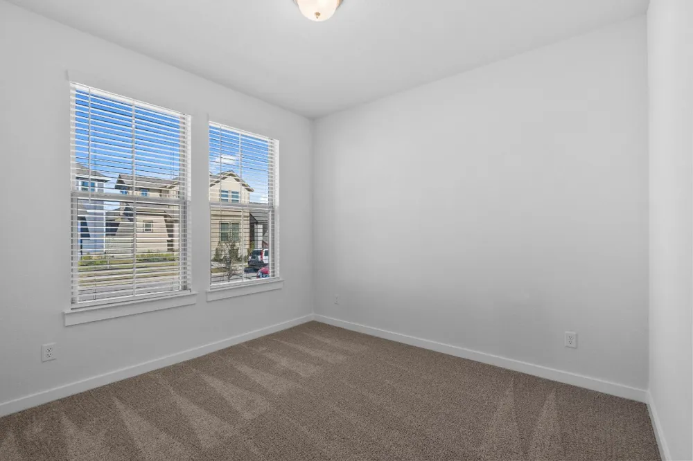 193 Weaver Lane Bastrop, TX 78602