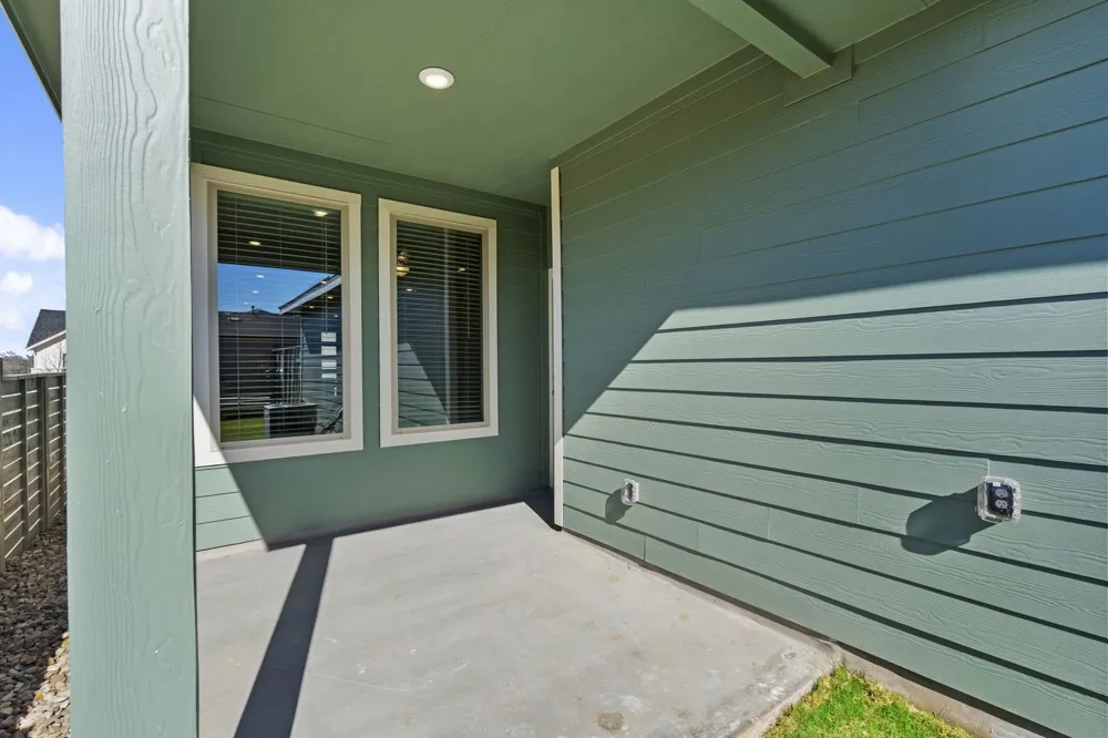 193 Weaver Lane Bastrop, TX 78602