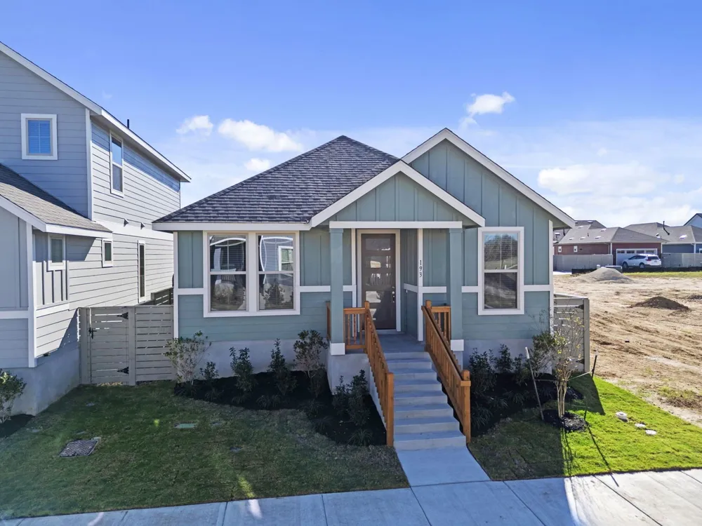 193 Weaver Lane Bastrop, TX 78602