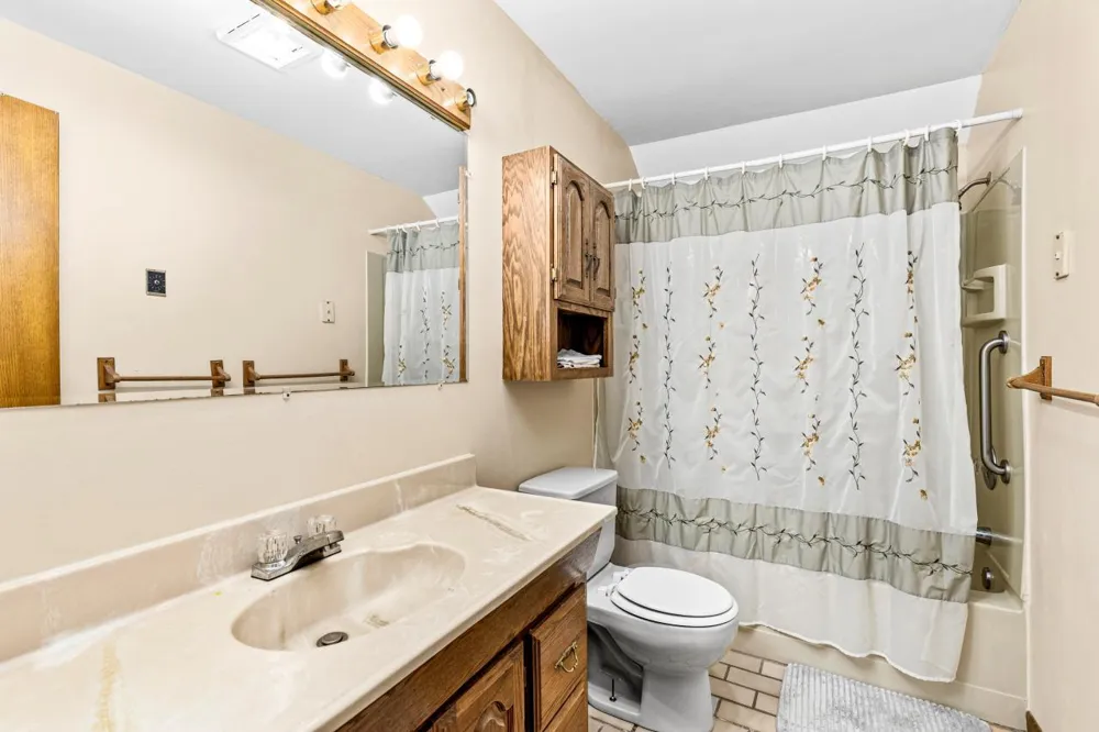 3723 Birchwood Road Kettle River, MN 55757