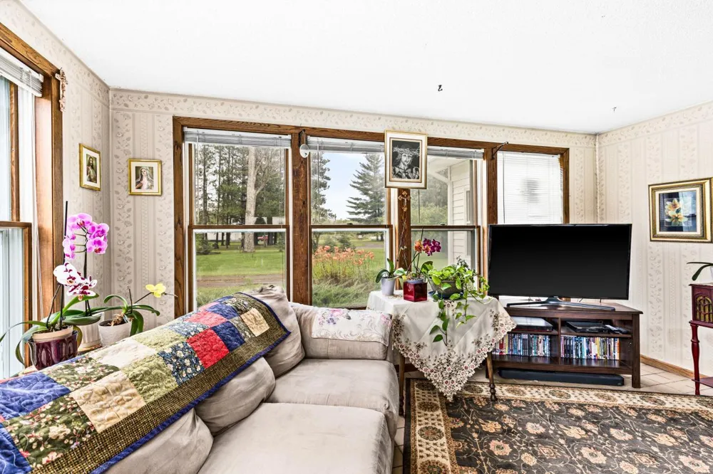 3723 Birchwood Road Kettle River, MN 55757