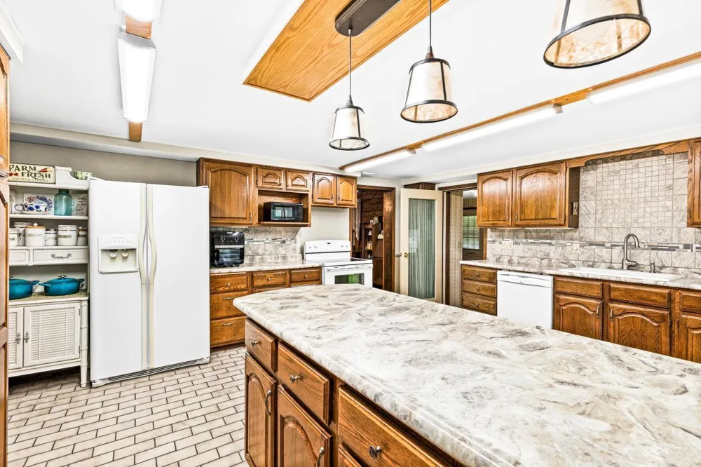 3723 Birchwood Road Kettle River, MN 55757