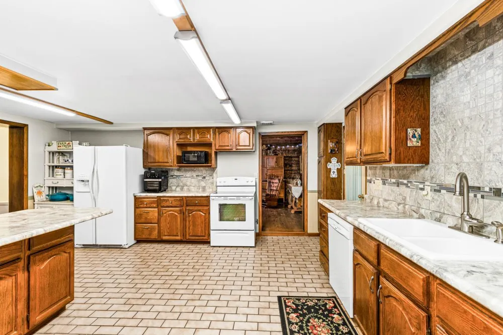 3723 Birchwood Road Kettle River, MN 55757