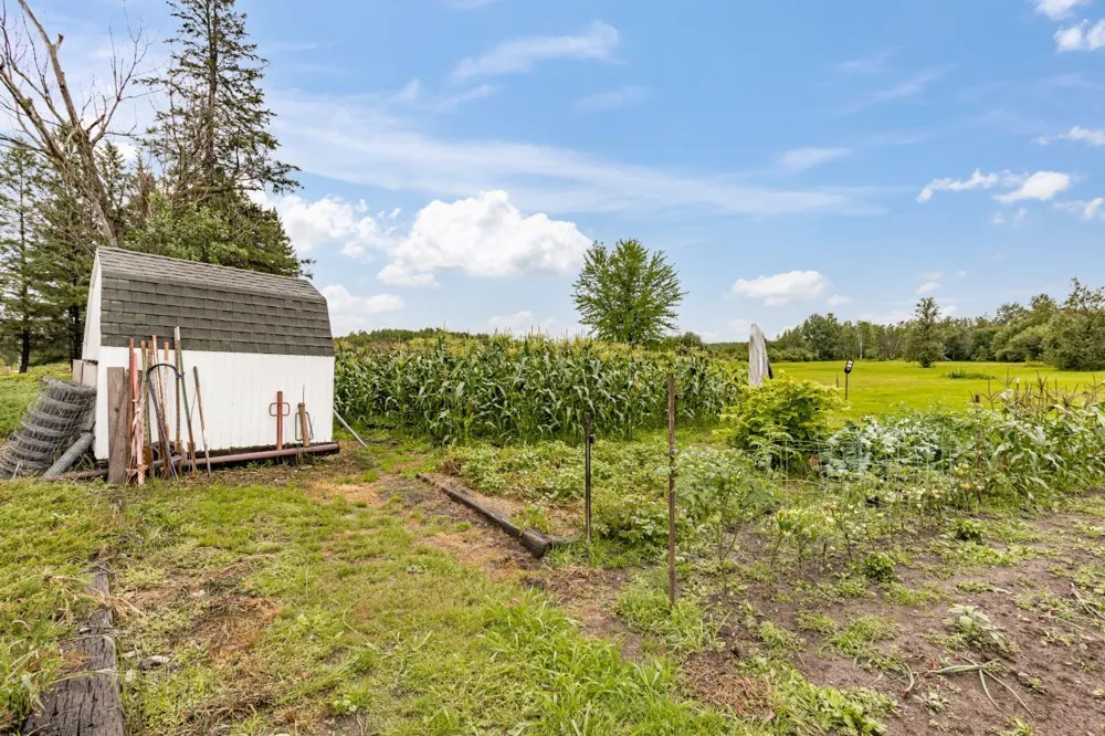 3723 Birchwood Road Kettle River, MN 55757