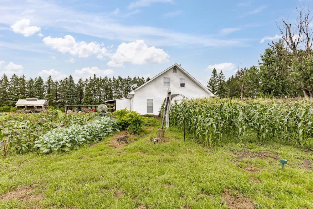 3723 Birchwood Road Kettle River, MN 55757