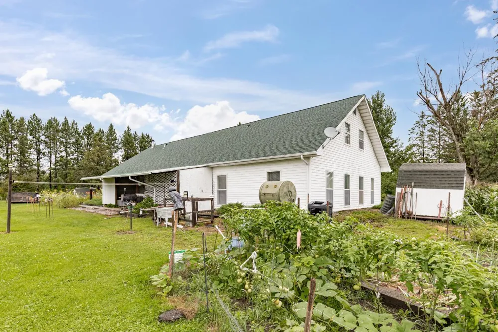 3723 Birchwood Road Kettle River, MN 55757