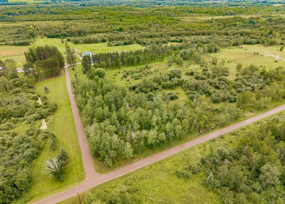 3723 Birchwood Road Kettle River, MN 55757