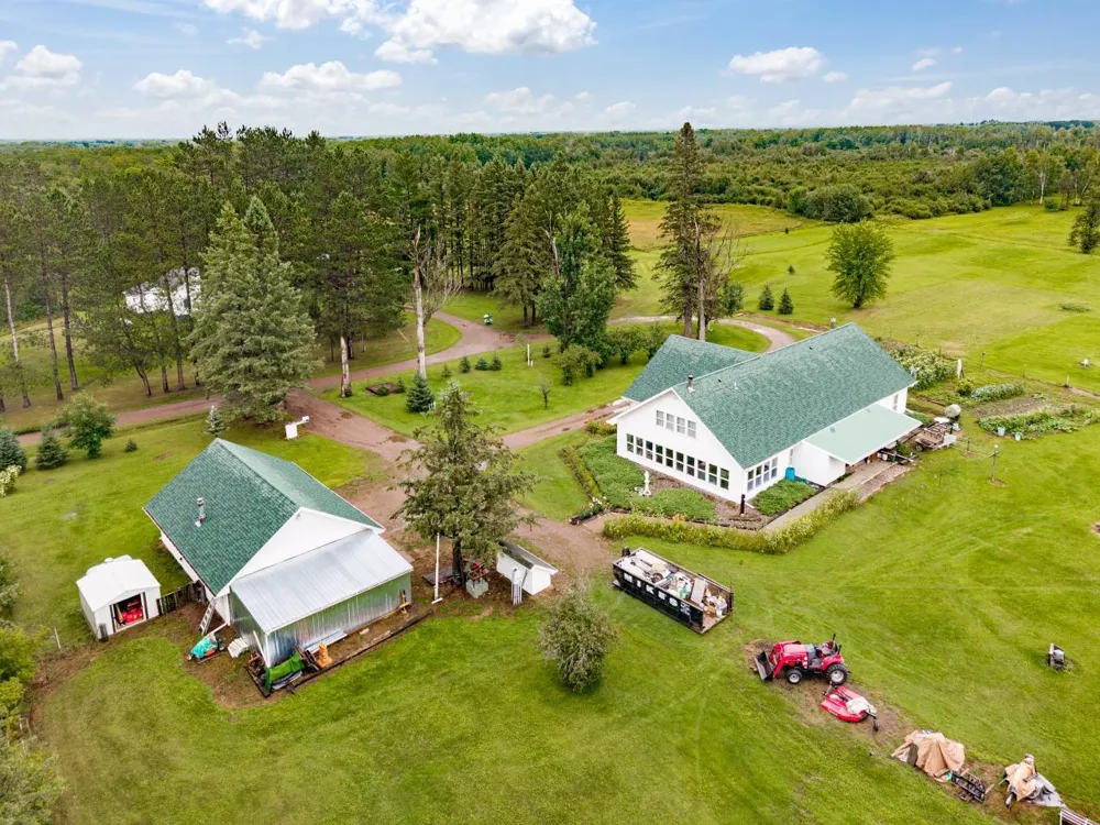 3723 Birchwood Road Kettle River, MN 55757