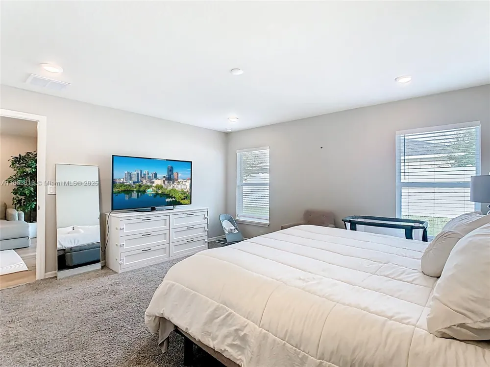 1060 Cascade Drive Davenport, FL 33837