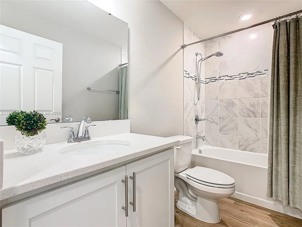 1060 Cascade Drive Davenport, FL 33837