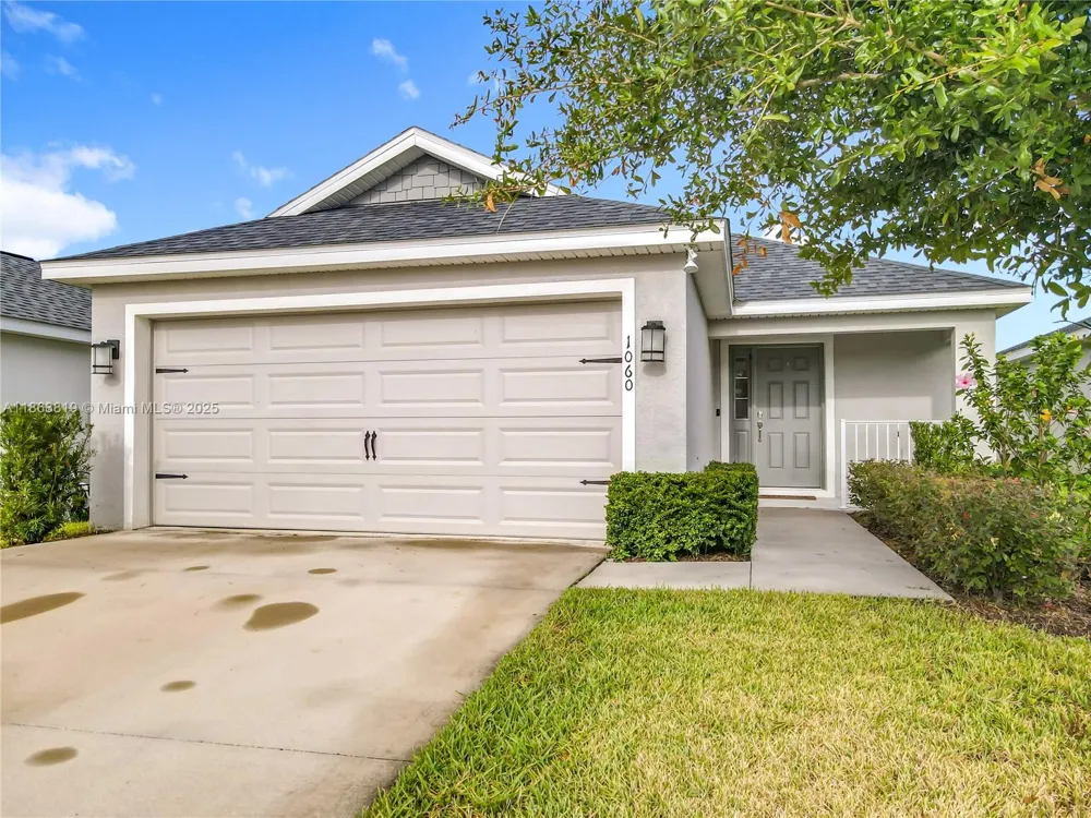 1060 Cascade Drive Davenport, FL 33837