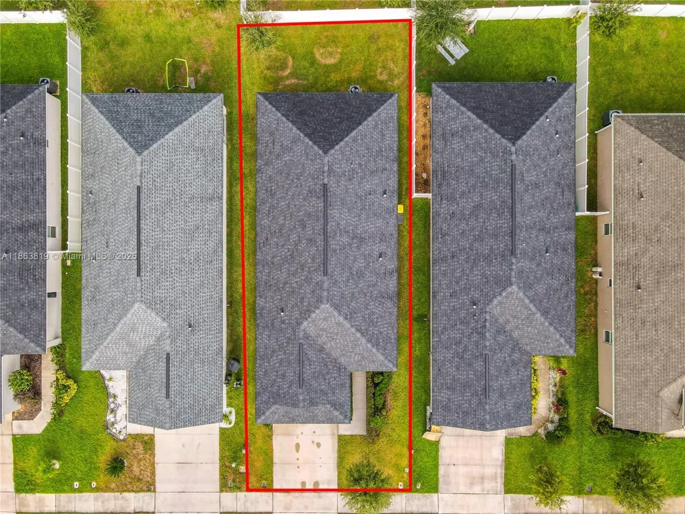 1060 Cascade Drive Davenport, FL 33837