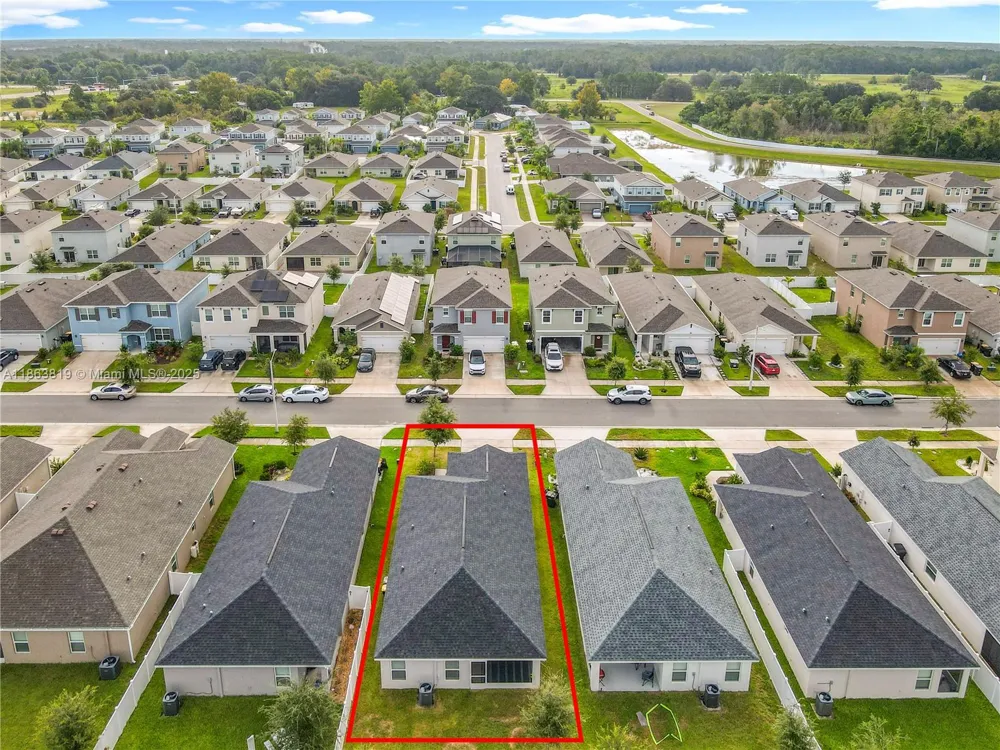 1060 Cascade Drive Davenport, FL 33837