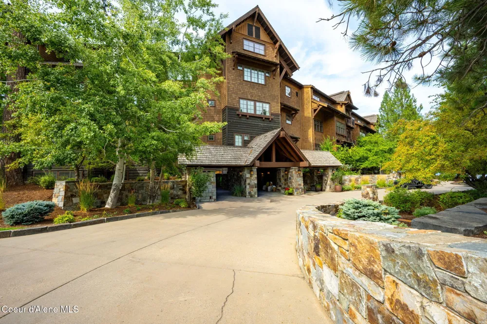 4757 S ARROW POINT DRIVE ##305 Harrison, ID 83833