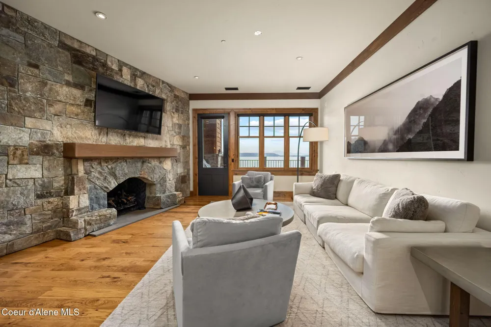 4757 S ARROW POINT DRIVE ##305 Harrison, ID 83833