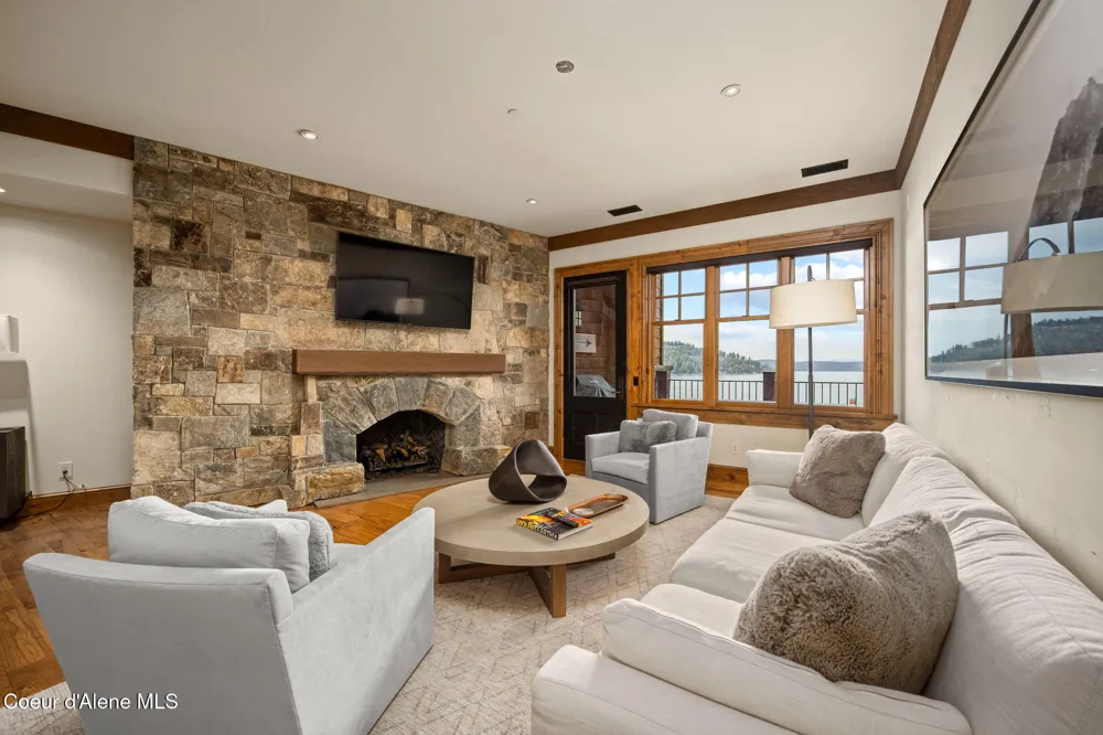 4757 S ARROW POINT DRIVE ##305 Harrison, ID 83833