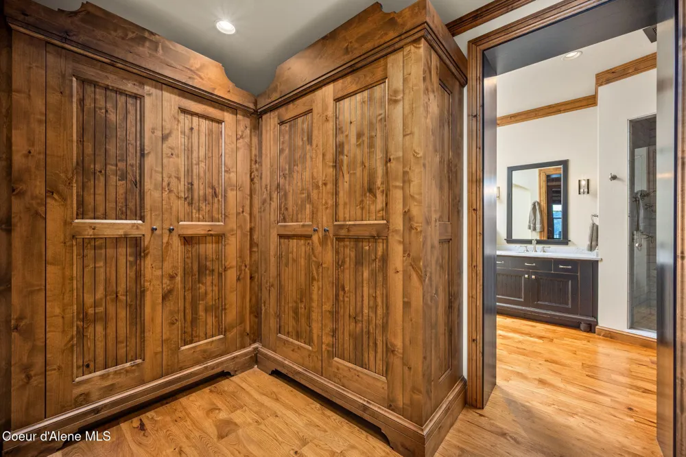 4757 S ARROW POINT DRIVE ##305 Harrison, ID 83833
